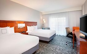 Courtyard By Marriott Savannah Midtown Hotel 3* United States Of America